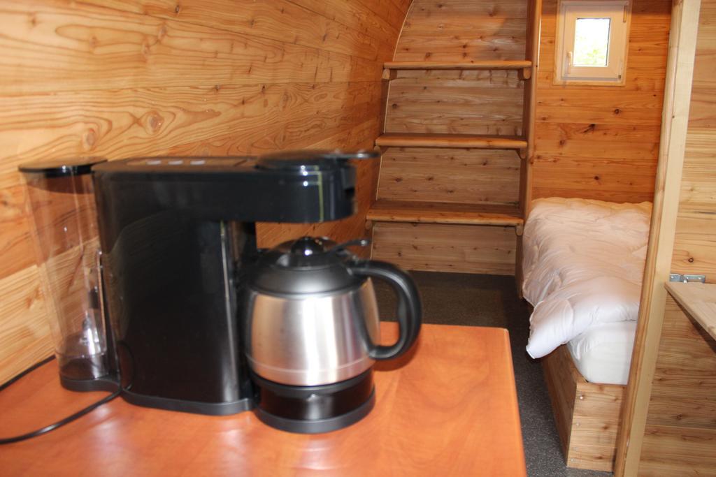 De Pod Hotel Drijber Bagian luar foto